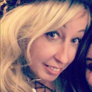 Meet your Posher, Lauryn